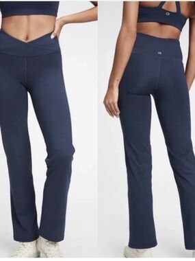 GAP Women's Navy Boot-Cut Active Flare Pants XS petite